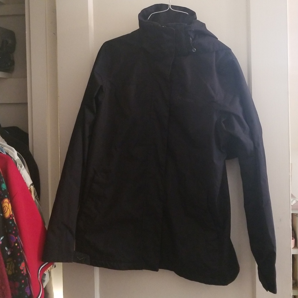 Columbia rain coat